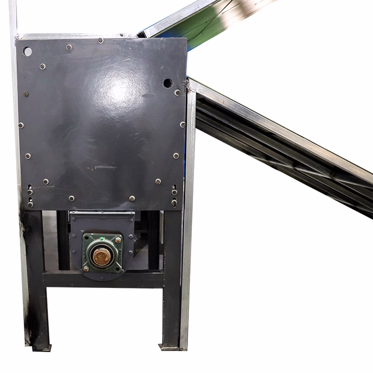 V-shaped bullet trap