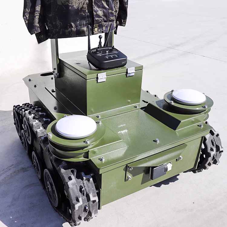 Intelligent tracked moving vehicle target