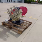 Clay pigeon thrower with 8 rounds