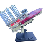 Clay pigeon thrower with 8 rounds